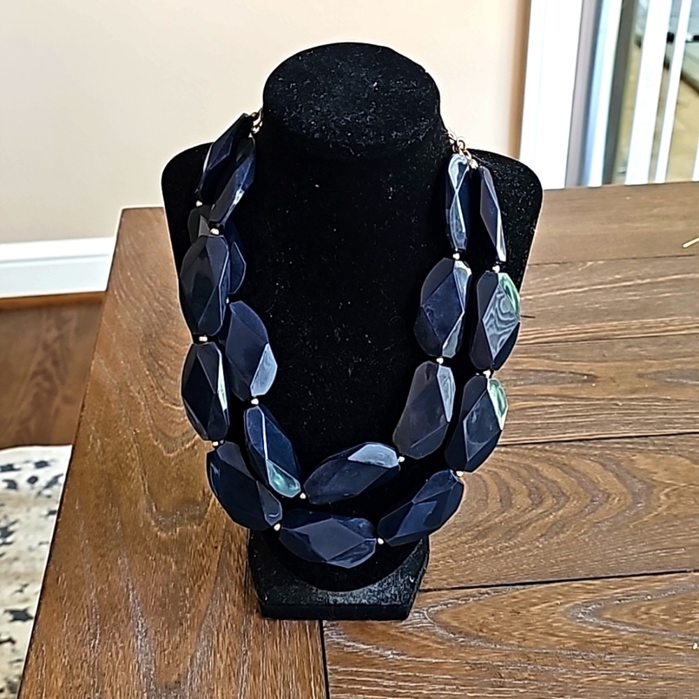 Statement necklace
